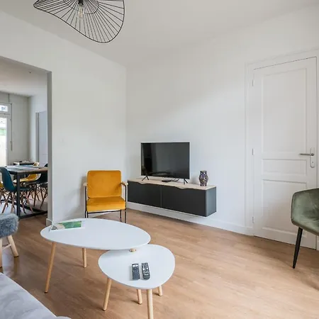 A Bright Cocoon For A Pleasant In * Arcachon